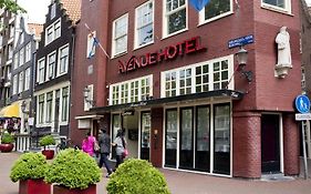 Avenue Hotel  3*